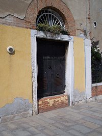 Venedig - under g�turen fra 'Zattere' mod Markuspladsen